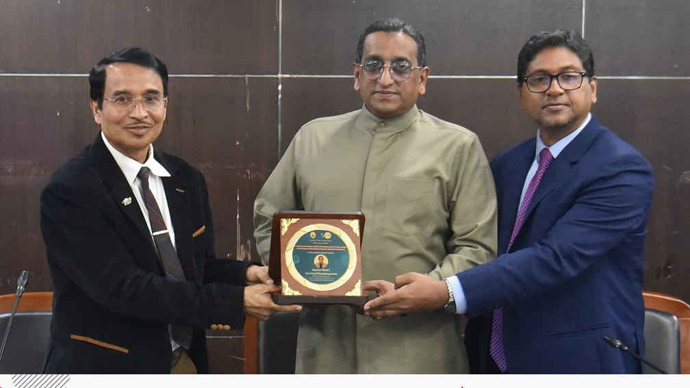 পরিবার ও কর্মজীবনে সম্পর্ক উন্নয়নে আবেগীয় বুদ্ধিমত্তার গুরুত্ব তুলে ধরা হলো