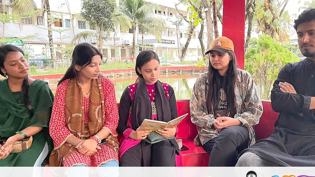‘নন্দিত নরকে’: মধ্যবিত্ত পরিবারের জটিলতায় মানবজীবনের গভীর চিত্র